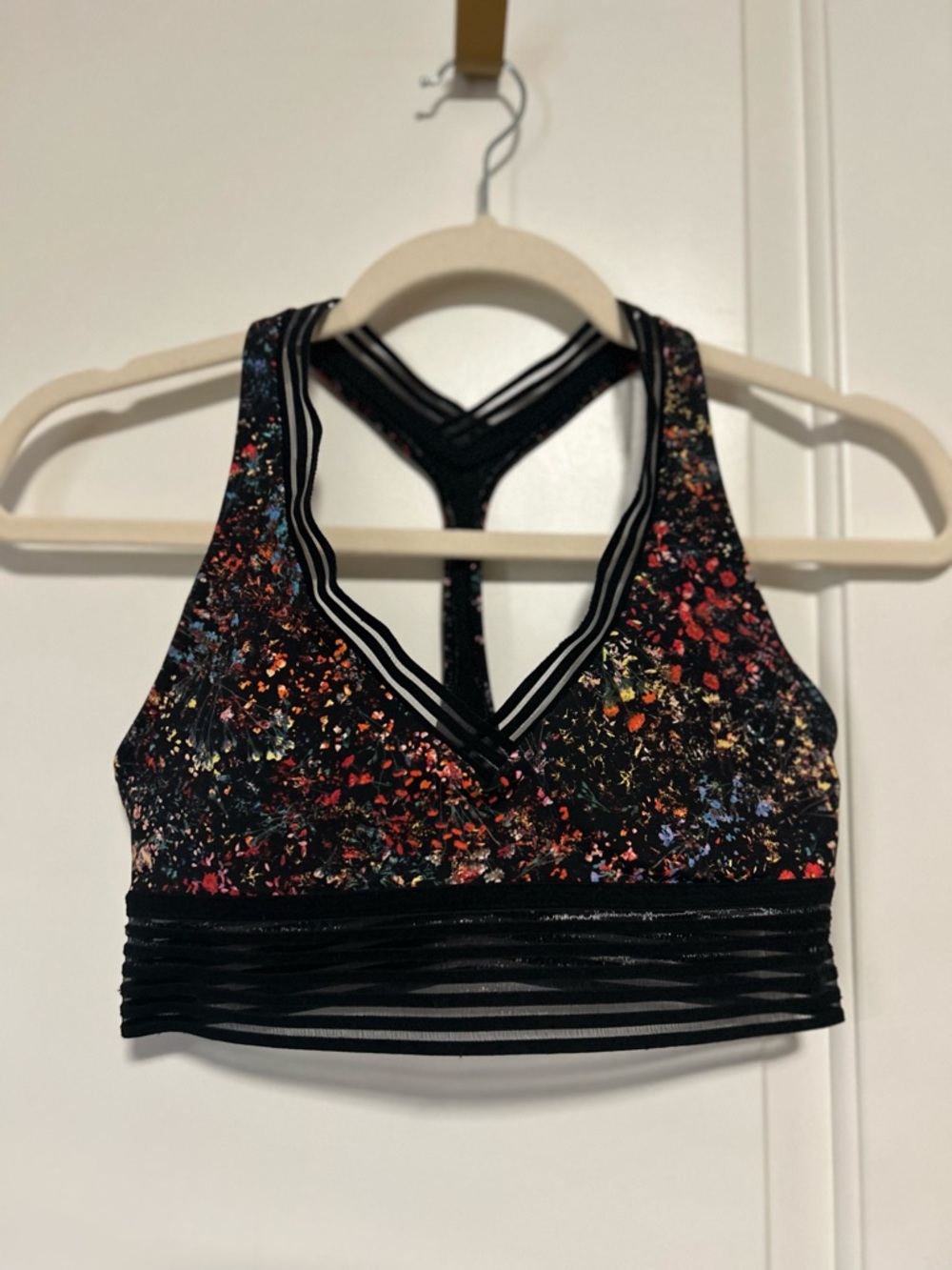 🍋🌺Lululemon Find Focus Black Floral Speckled Yoga Pilates Sports Bra 🌺🍋